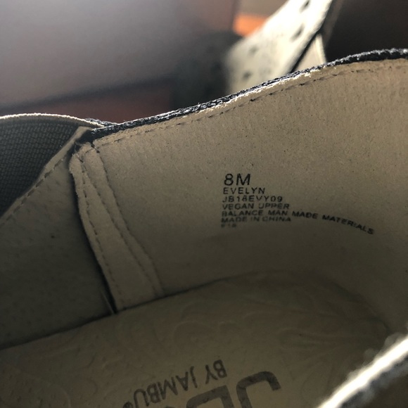 JBU Evelyn boots olive color - Picture 12 of 13